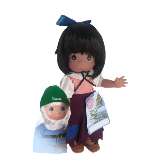 Peasant Snow White & 1 FREE SURPRISE 5” Dwarf