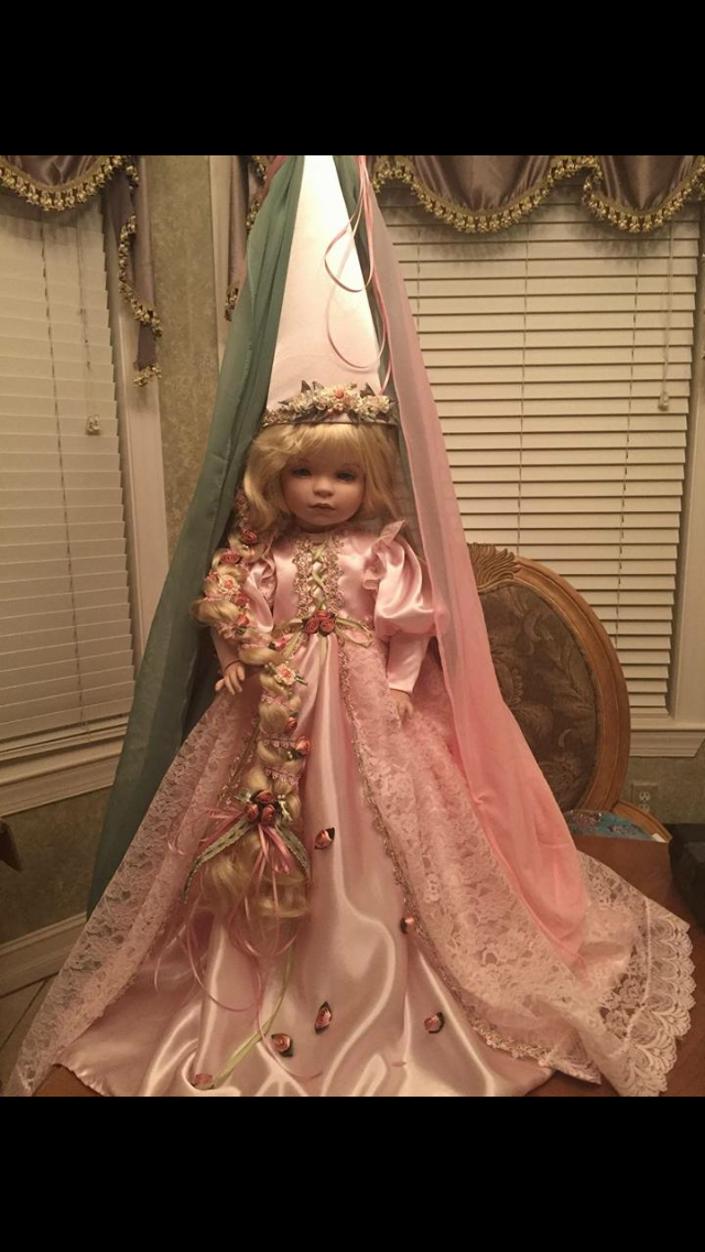 Rapunzel in Porcelain Princesses